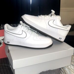 Nike Air Force white and black size 10.5 selling for 65$ barely worn